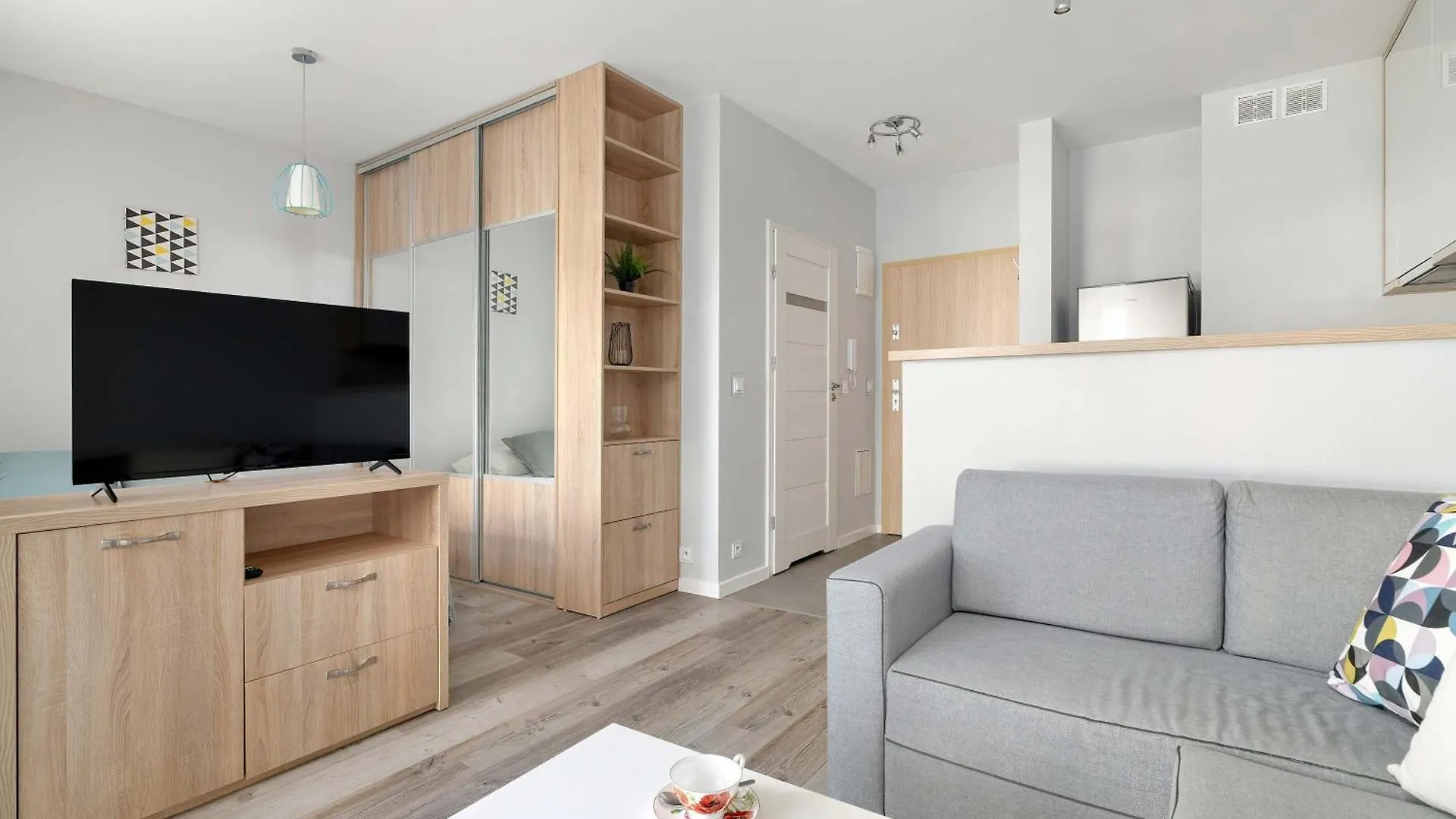 Cozy Studio Koscielna 17 In Poznan With Balcony Polonia
